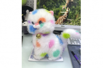 им Кошка арт. 4444-35/241222-9/YE250215-5 Радужные пятна, звук 35 см в пак.)