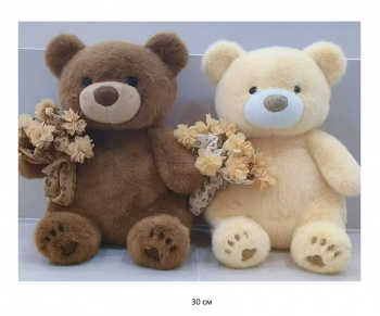 им Медведь арт. YE250916-3 Цвета микс с букетом цветов в лапке 30 см в пак.)